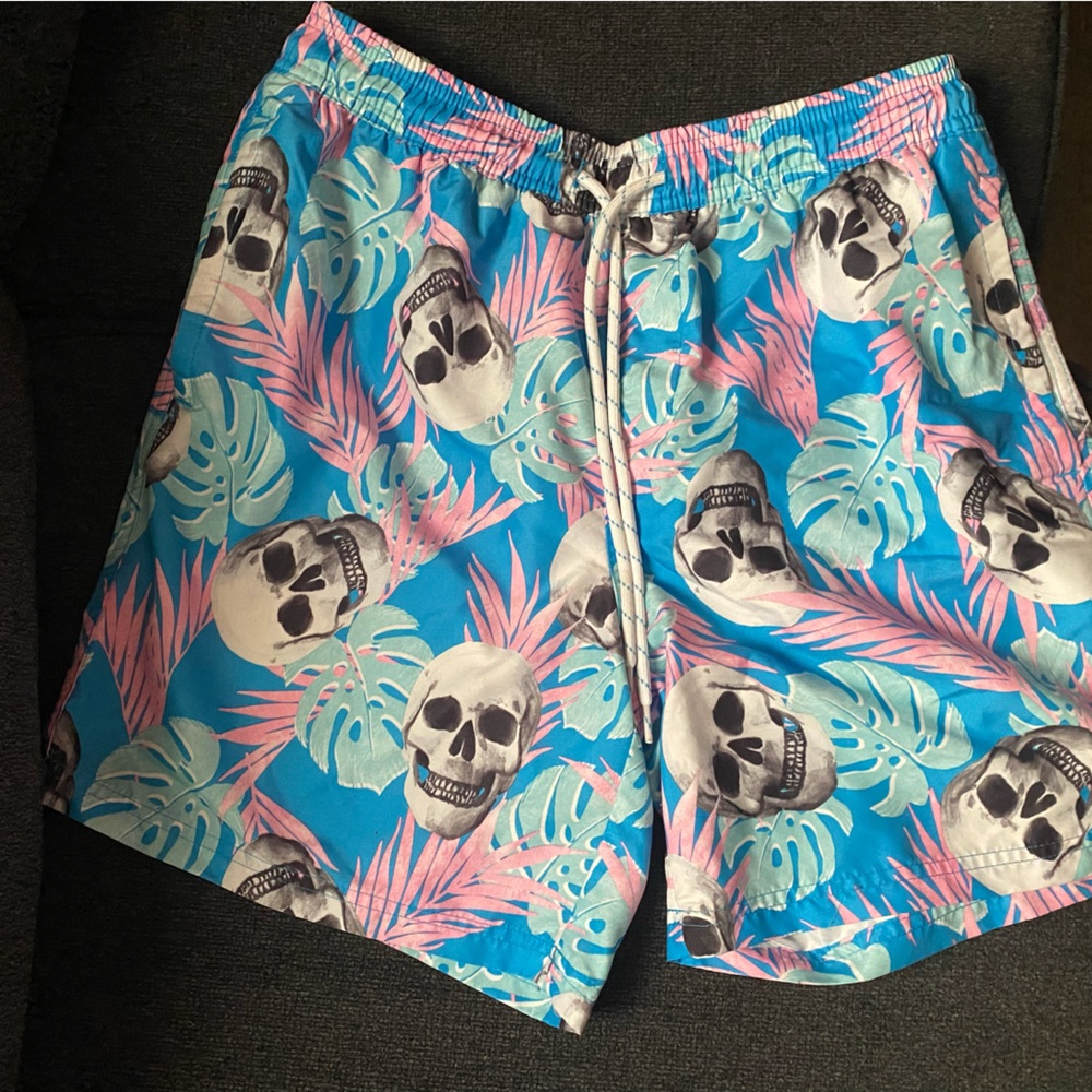 No boundaries men’s swim trunks